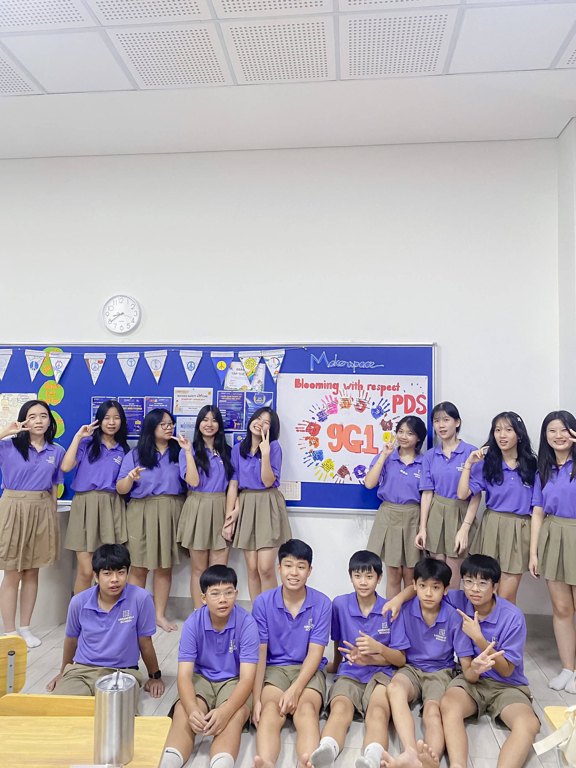 Hoc-sinh-khoi-THCS-tai-greenfield-school-hoc-xay-dung-moi-quan-he-lanh-manh-tu-su-ton-trong
